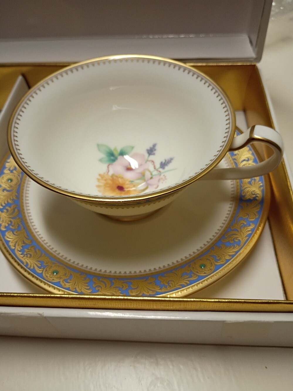 Noritake Cups Saucers Grand Broche Gold Rimmed Tea Set Japan NEW In Hinged Box